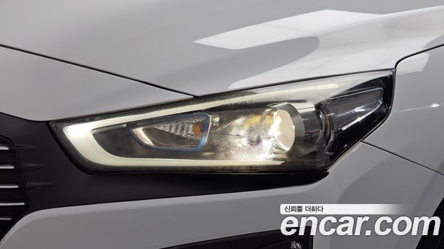 Hyundai Ioniq Hybrid Q 2016 — фото 22
