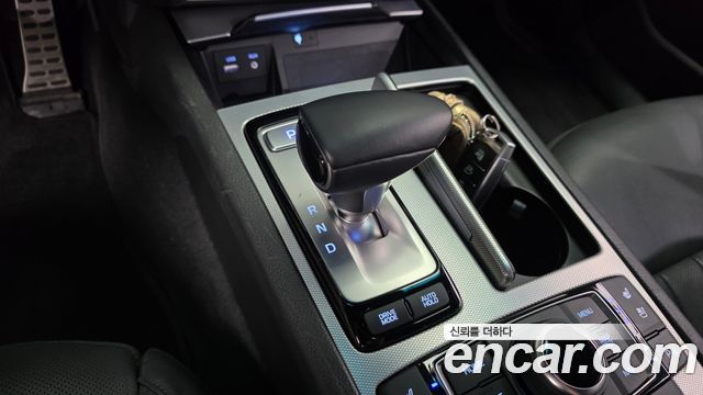 Genesis G80 3.3 GDI AWD Prestige 2018 — фото 9