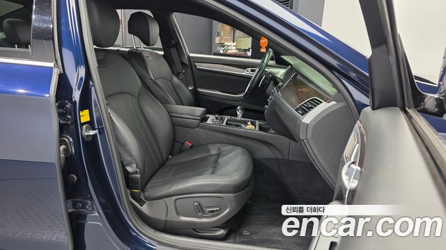 Genesis G80 3.3 GDI AWD Prestige 2018 — фото 11
