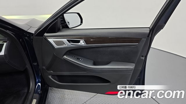 Genesis G80 3.3 GDI AWD Prestige 2018 — фото 25