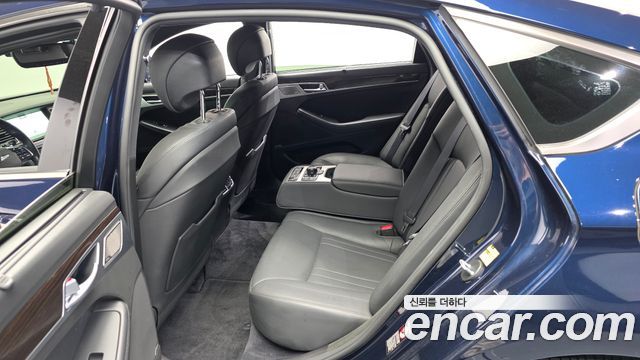 Genesis G80 3.3 GDI AWD Prestige 2018 — фото 26