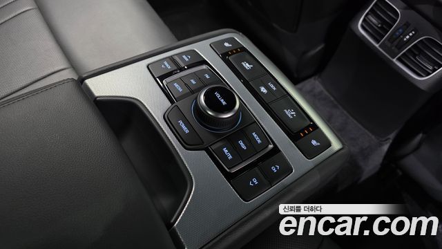 Genesis G80 3.3 GDI AWD Prestige 2018 — фото 29