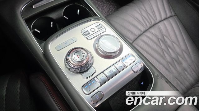 Genesis G90 (RS4) Gasoline 3.5 Turbo AWD 2023 — фото 9