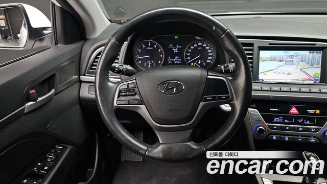 Hyundai Avante (AD) 1.6 GDI Smart 2017 — фото 13