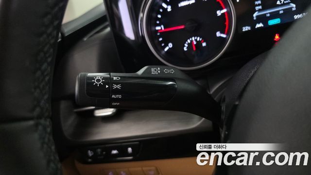 Kia Carnival (IV) Diesel 9-Seater Prestige 2021 — фото 30