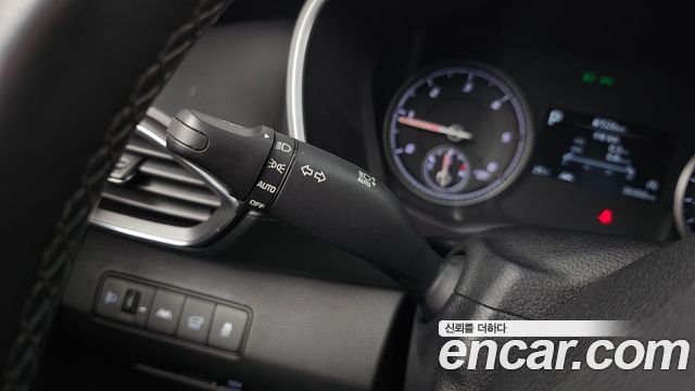Hyundai Santa Fe Diesel 2.2 2WD Premium Choice 2021 — фото 30