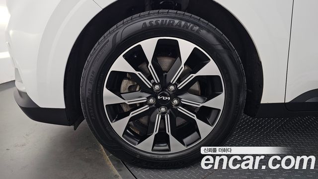 Kia Carnival (IV) Diesel 9-Seater Prestige 2023 — фото 5