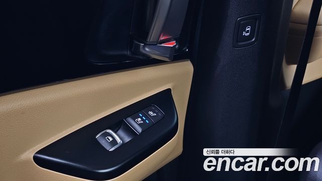 Kia Carnival (IV) Diesel 9-Seater Prestige 2023 — фото 17