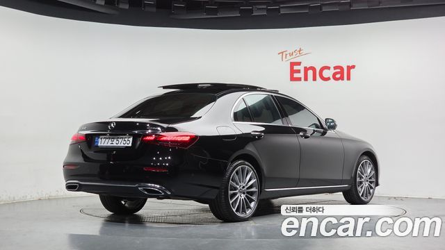 Mercedes-Benz E-Class (W213) E450 4MATIC Exclusive 2023 — фото 2