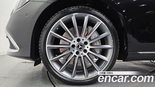 Mercedes-Benz E-Class (W213) E450 4MATIC Exclusive 2023 — фото 5