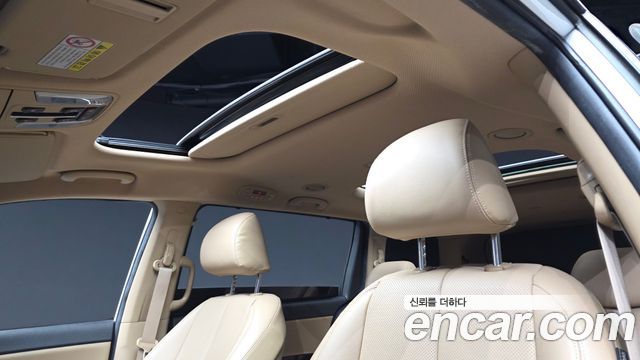 Kia Carnival 9-Seater Noblesse Special 2020 — фото 16