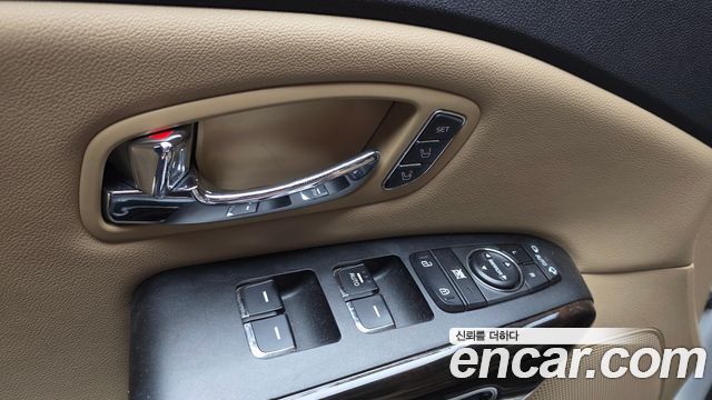 Kia Carnival 9-Seater Noblesse Special 2020 — фото 18