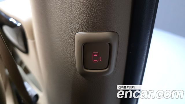 Kia Carnival 9-Seater Noblesse Special 2020 — фото 28