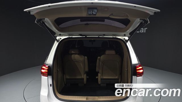 Kia Carnival 9-Seater Noblesse Special 2020 — фото 33