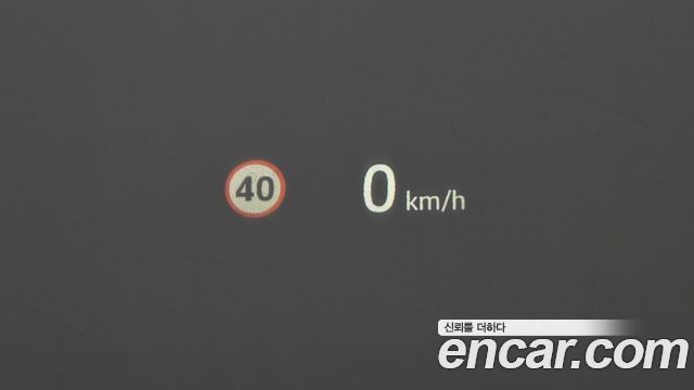 Land Rover Range Rover (V) P550E AB 2025 — фото 15
