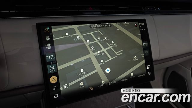 Land Rover Range Rover (V) P550E AB 2025 — фото 16
