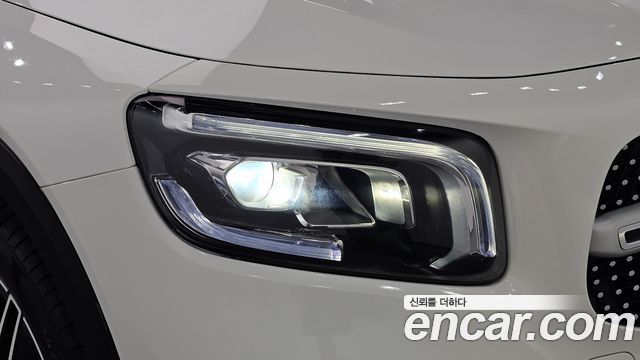 Mercedes-Benz GLB-Class (X247) GLB250 4MATIC 2021 — фото 22
