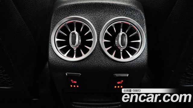 Mercedes-Benz GLB-Class (X247) GLB250 4MATIC 2021 — фото 29