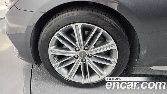 Genesis G80 3.3 GDI AWD Luxury 2019 — фото 5