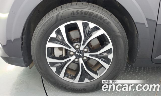 Kia Carnival (IV) Gasoline 9-Seater Noblesse 2023 — фото 5
