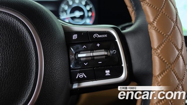 Kia Carnival (IV) Gasoline 9-Seater Noblesse 2023 — фото 16