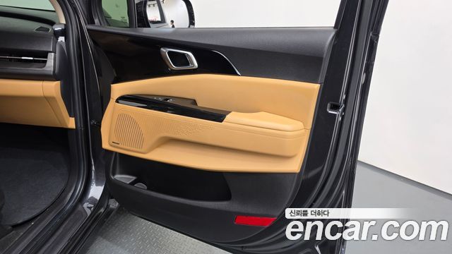 Kia Carnival (IV) Gasoline 9-Seater Noblesse 2023 — фото 24