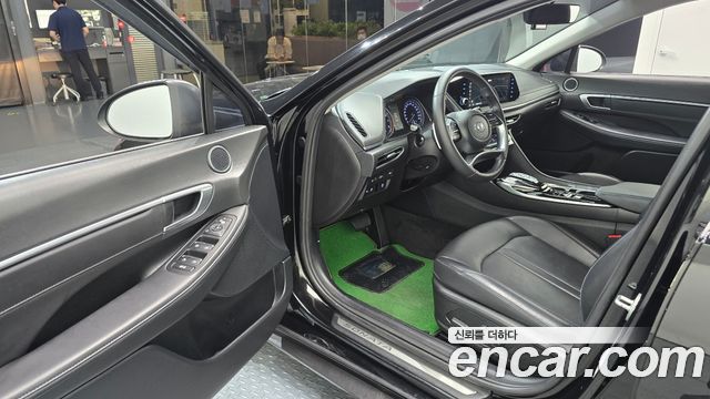 Hyundai Sonata (DN8) 2.0 LPG(rental car) Smart 2022 — фото 10
