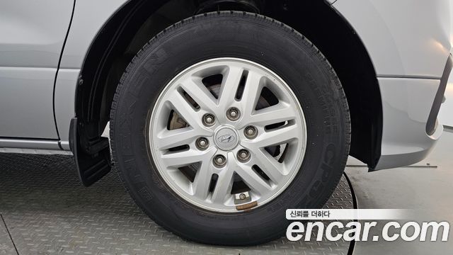 Hyundai Grand Starex Van 3-Seater Smart 2021 — фото 27