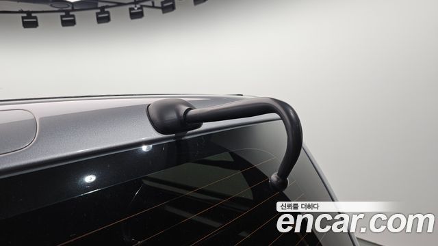 Hyundai Grand Starex Van 3-Seater Smart 2021 — фото 37