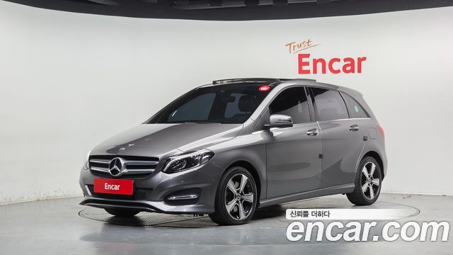 Mercedes-Benz B-Class (W246) B220