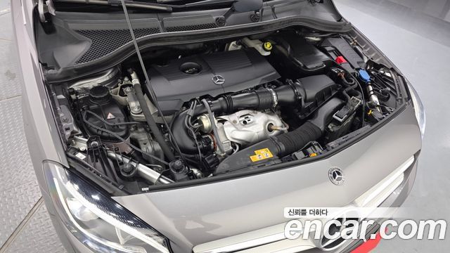 Mercedes-Benz B-Class (W246) B220 2018 — фото 6