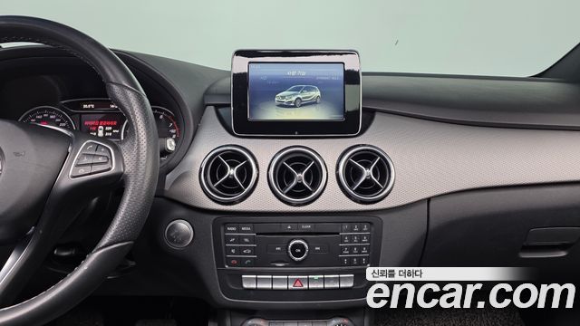 Mercedes-Benz B-Class (W246) B220 2018 — фото 14
