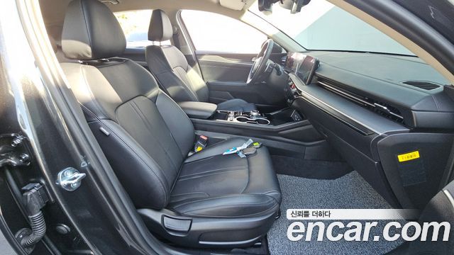 Kia K5 (III) 2.0 LPi Prestige 2025 — фото 26