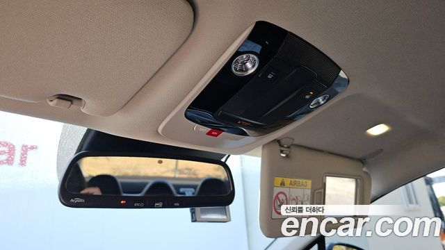 Kia K5 (III) 2.0 LPi Prestige 2025 — фото 27