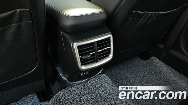 Kia K5 (III) 2.0 LPi Prestige 2025 — фото 32