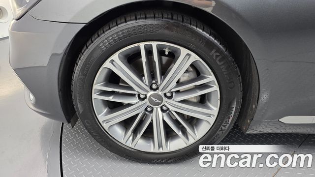 Genesis G80 3.3 GDI AWD Luxury 2018 — фото 5