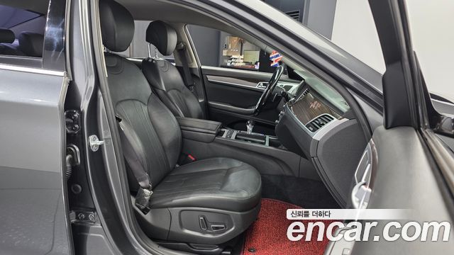 Genesis G80 3.3 GDI AWD Luxury 2018 — фото 11