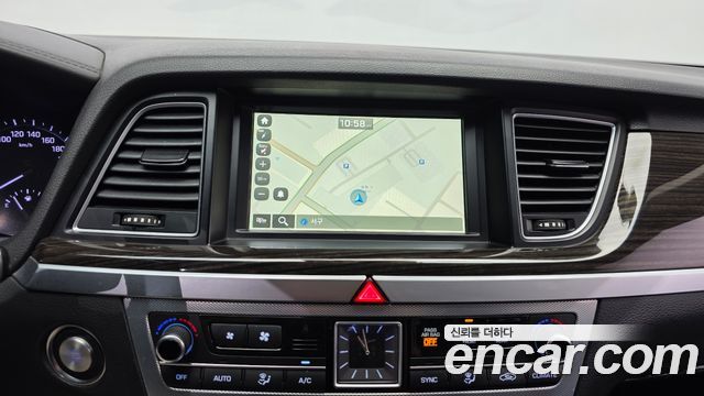 Genesis G80 3.3 GDI AWD Luxury 2018 — фото 14