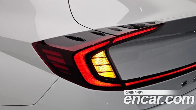 Hyundai Sonata (DN8) 1.6 Turbo Inspiration 2021 — фото 23