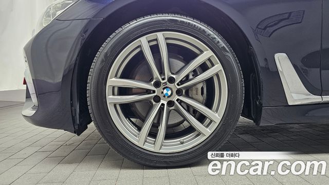 BMW 7 Series (G11) 740Ld xDrive M Sport 2017 — фото 5