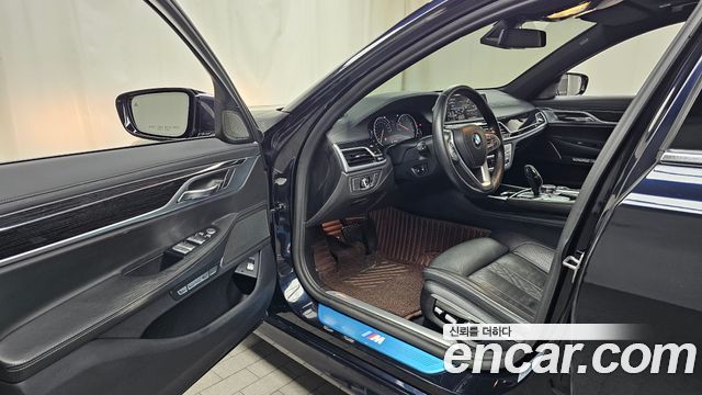 BMW 7 Series (G11) 740Ld xDrive M Sport 2017 — фото 10