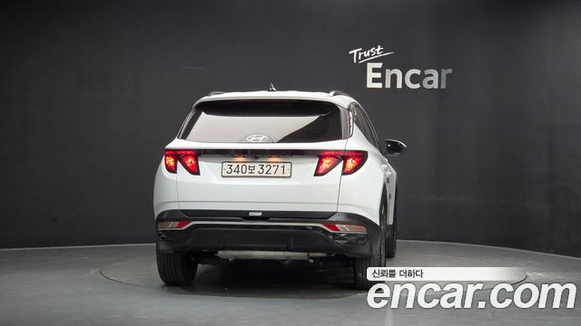 Hyundai Tucson (NX4) Gasoline 1.6 Turbo 2WD Premium 2022 — фото 4