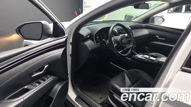 Hyundai Tucson (NX4) Gasoline 1.6 Turbo 2WD Premium 2022 — фото 10