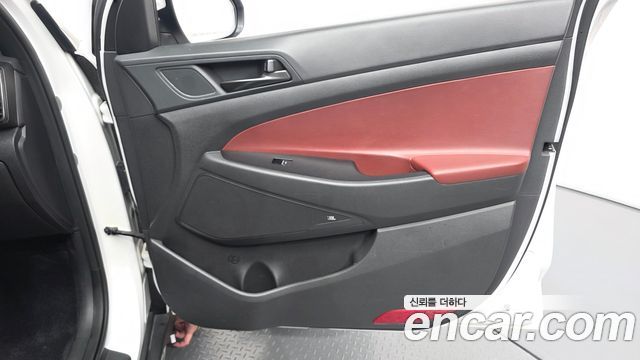 Hyundai Tucson Diesel 2.0 4WD Premium 2019 — фото 24