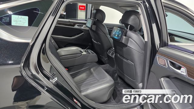 Genesis G80 3.3 GDI AWD Premium Luxury 2017 — фото 12