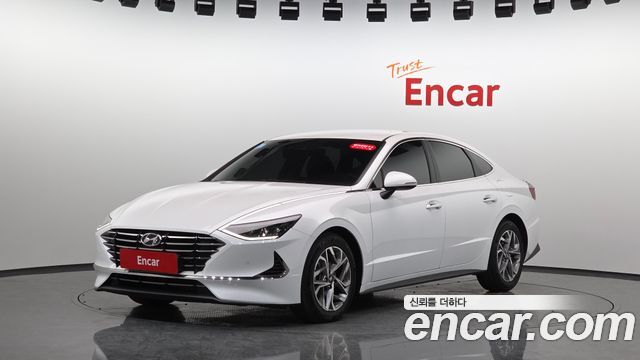 Hyundai Sonata (DN8) 2.0 Premium Family 2020 — фото 11