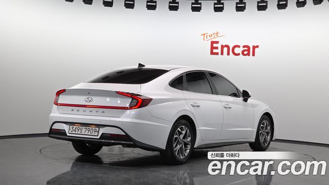 Hyundai Sonata (DN8) 2.0 Premium Family 2020 — фото 2