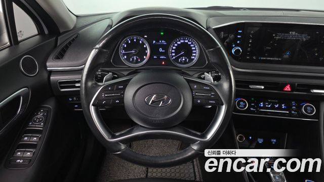 Hyundai Sonata (DN8) 2.0 Premium Family 2020 — фото 18