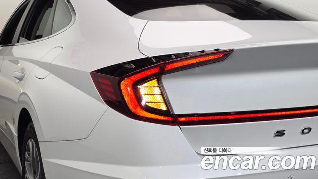 Hyundai Sonata (DN8) 2.0 Premium Family 2020 — фото 29
