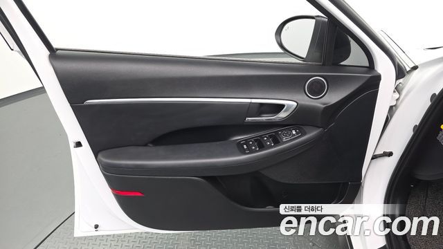 Hyundai Sonata (DN8) 2.0 Premium Family 2020 — фото 30